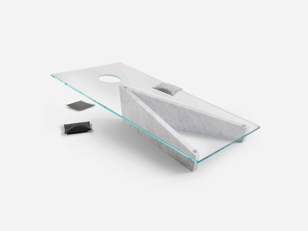Impatia Lancio Marble cornhole game - detail view of glass and marble construction