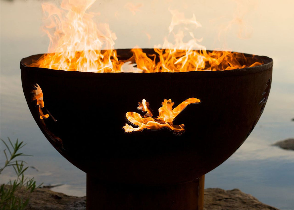 Kokopelli Lizard Steel Fire Pit - front view with Iron Oxide Patina finish