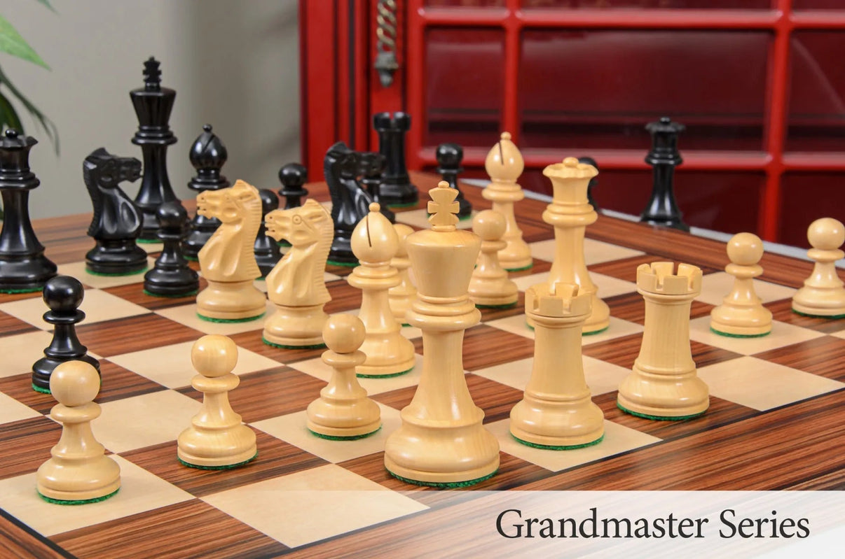 House of Staunton E-Board without LEDs - chess pieces close-up on board