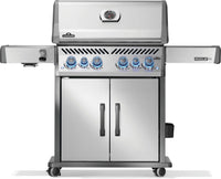 Napoleon Rogue PRO-S 525 RSIB stainless steel gas grill - front view