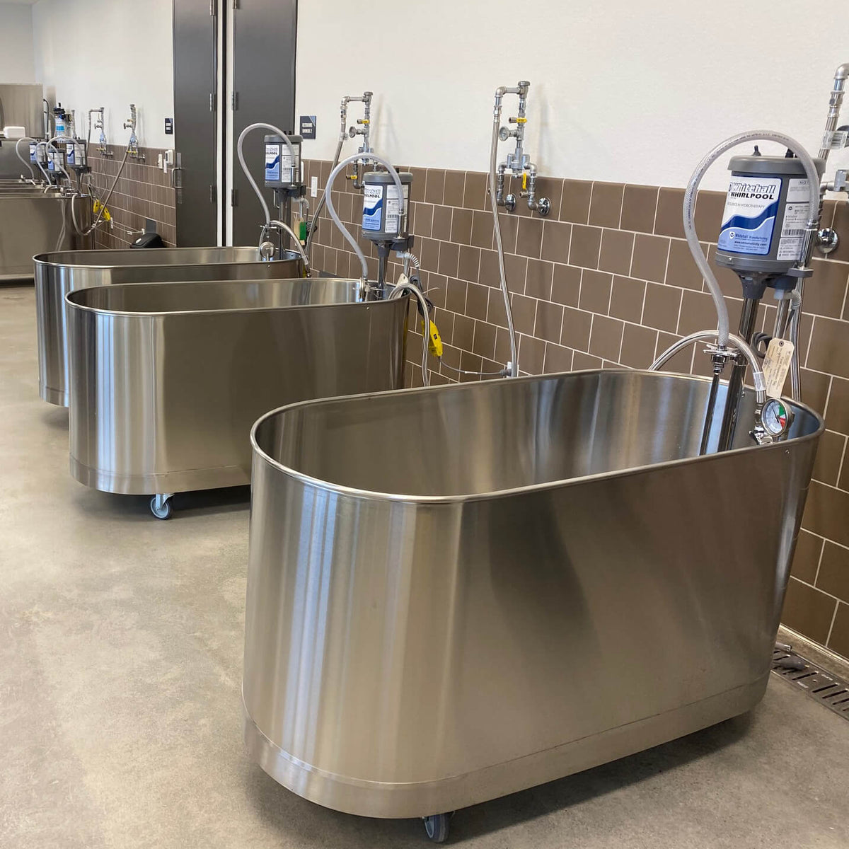 Whitehall WHS-90-SL 90 Gallon Sports Whirlpool with Legs - front view