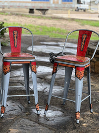Alamo Saddlery Red Gator 26-inch swivel bar stool with tall back in gun metal frame - front view