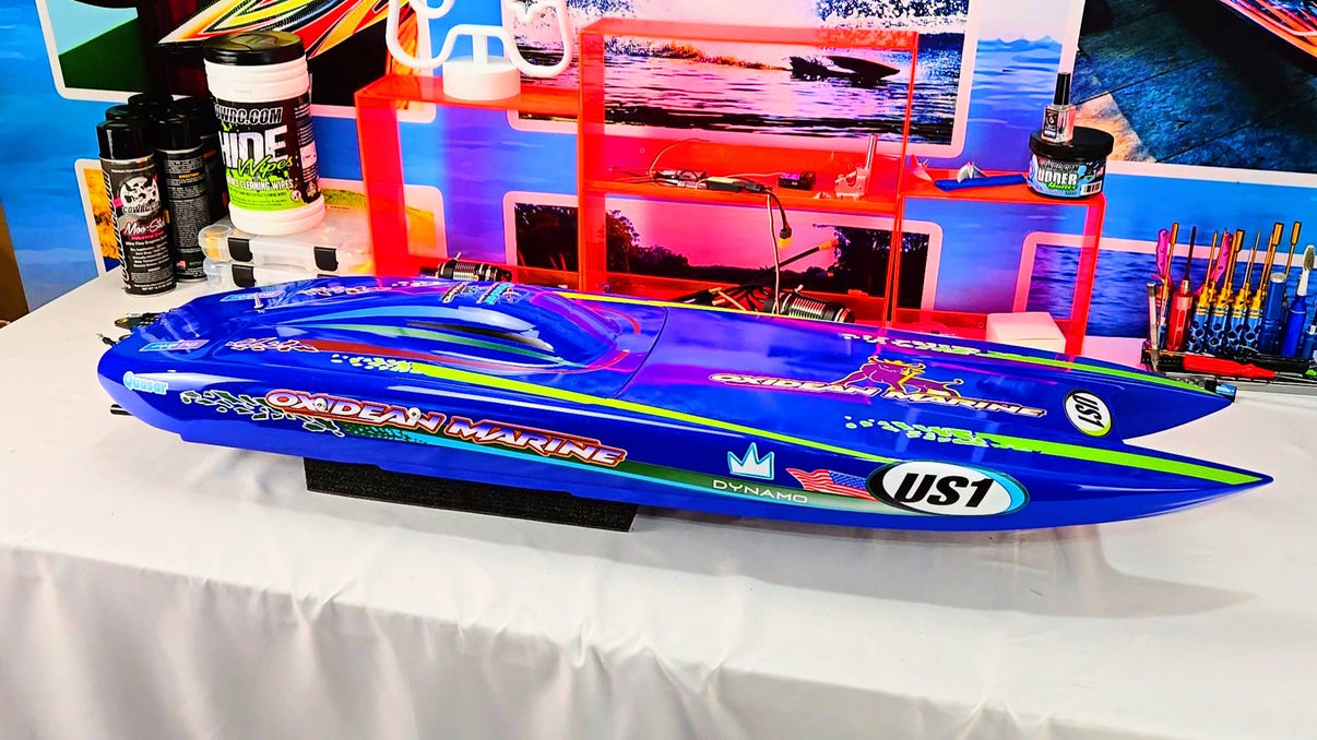 Oxidean Marine MAGNUM 44 Twin Cat RTR RC Boat hero shot - full carbon fiber catamaran hull