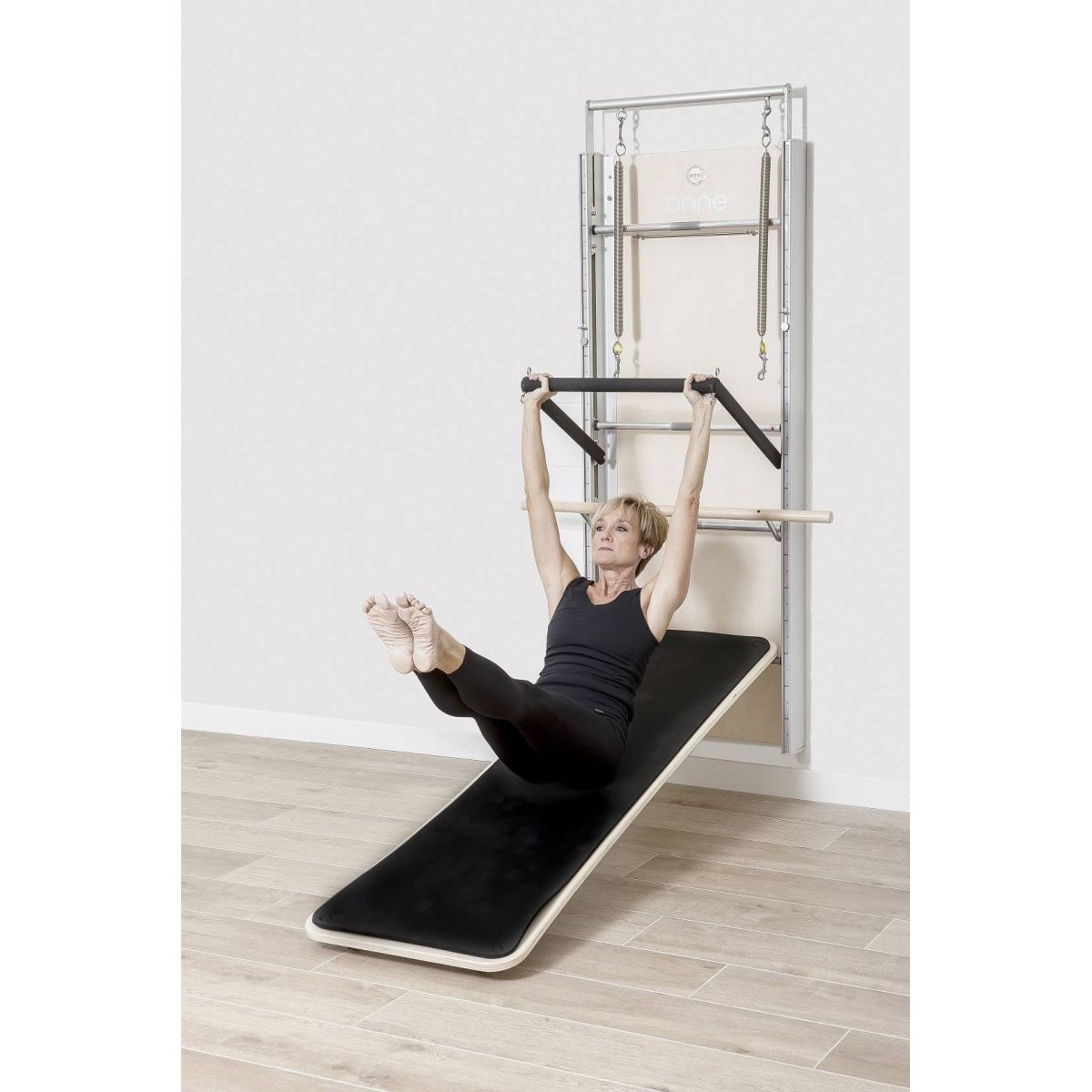 Elina Pilates Wall Board ONNE by Eva Espuelas - full view, wall-mounted 5-in-1 Pilates machine